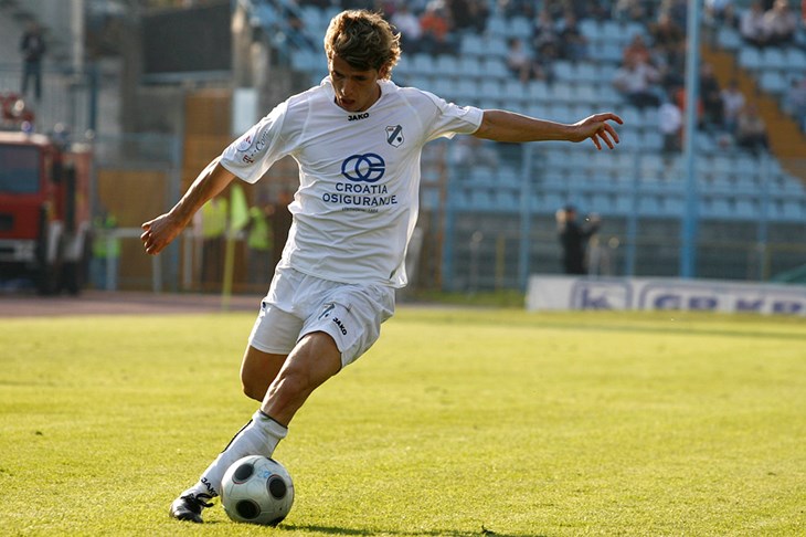 Köln zagrijan za Sharbinija?