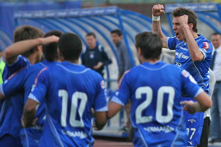 Mandžukić Dinamov uskrsni zeko