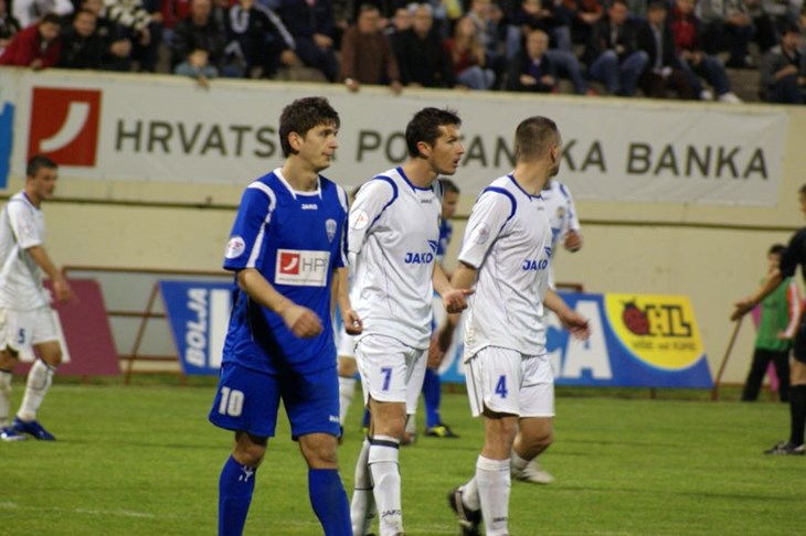 Optimizam u oba tabora