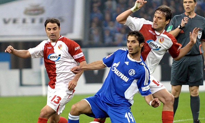 Schalke bez Rakitića prema Europi