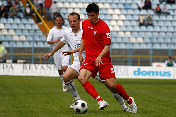 Freiburg produžio s Mujdžom