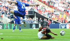 Everton preko Manchestera u finale kupa