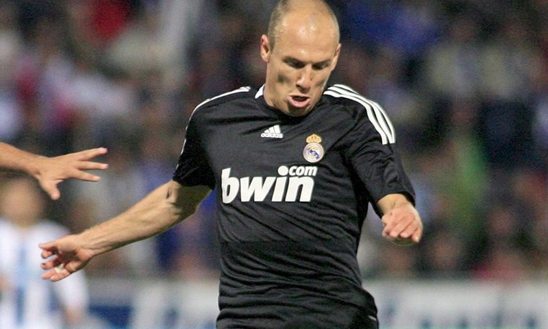 Robben ponovno izvan stroja