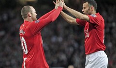 Rooney i Carrick vratili United na vrh