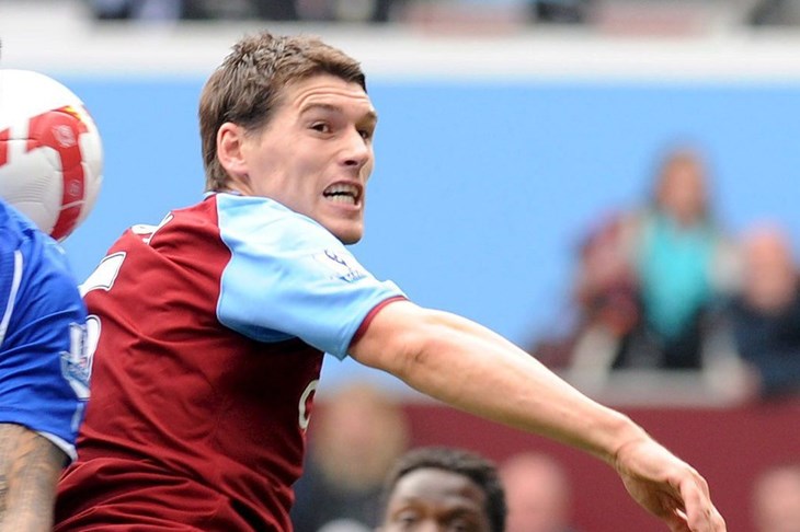 Gareth Barry suočen s teškom odlukom