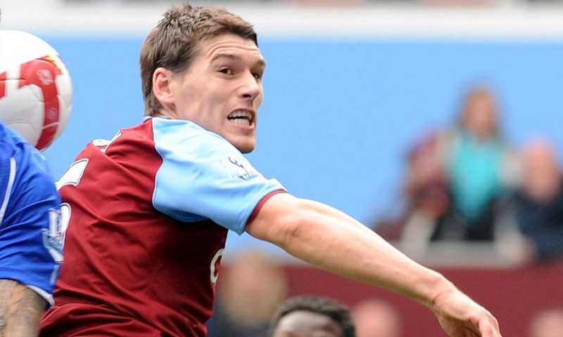Gareth Barry suočen s teškom odlukom