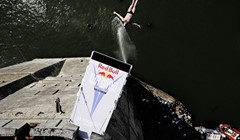 Red Bull Cliff Diving 2009. - nestani u tri sekunde