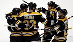 Video: Boston Bruinsi preokretom i u produžetku slavili protiv Chicaga te izjednačili finalnu seriju prije selidbe u TD Garden