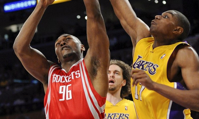 Video: Nemilosrdni Lakersi