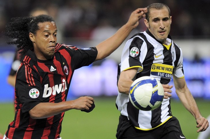 Ronaldinho na izlaznim vratima?