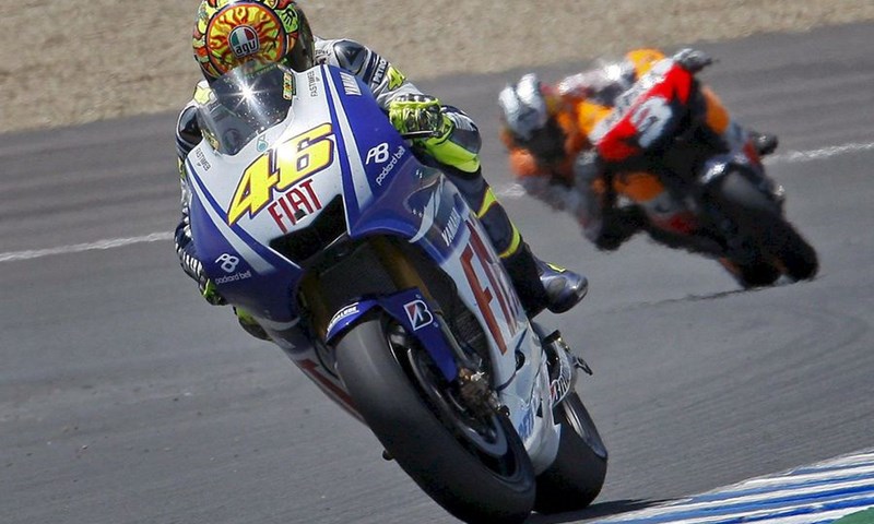 Edwards juri, Rossi pritajen, Gibernau polomljen