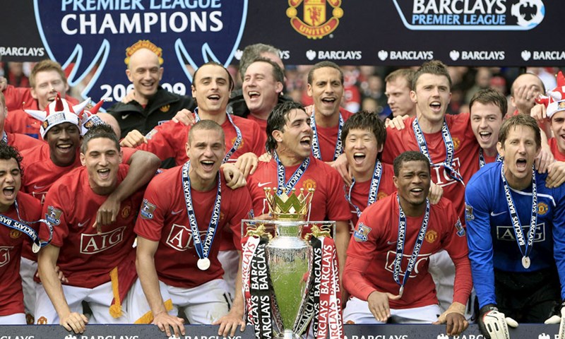 Video: Manchester Unitedu 18. naslov prvaka