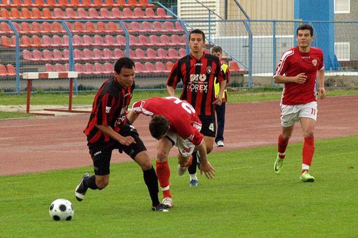 Četiri prava, tri poništena