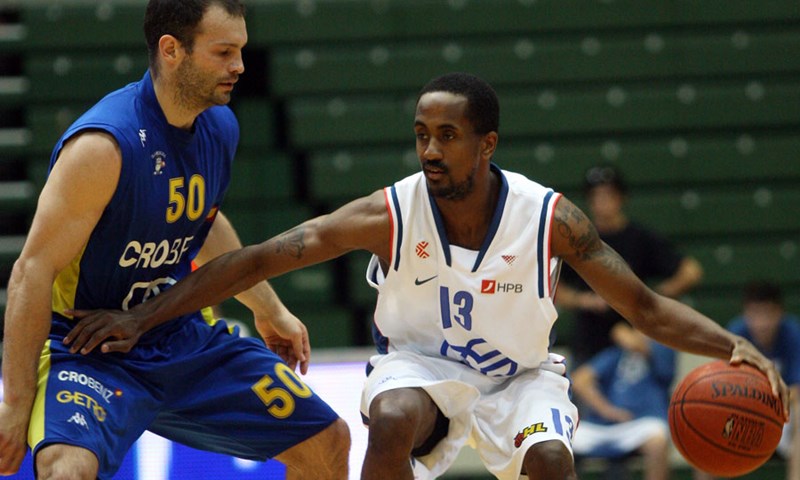 Cibona potvrdila jedinicu
