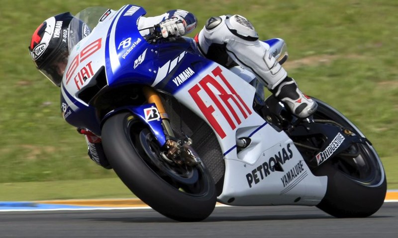 Lorenzo sretan povratkom, Rossi zabrinut