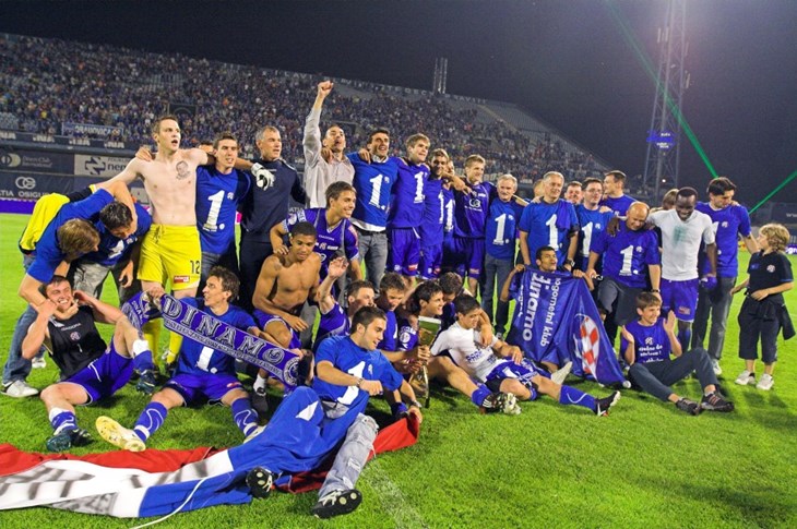 Galerija: Modra noć