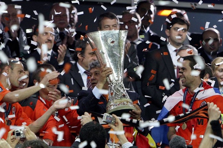 Video: Srna podignuo pehar karijere!