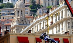 Kompromis visi u zraku