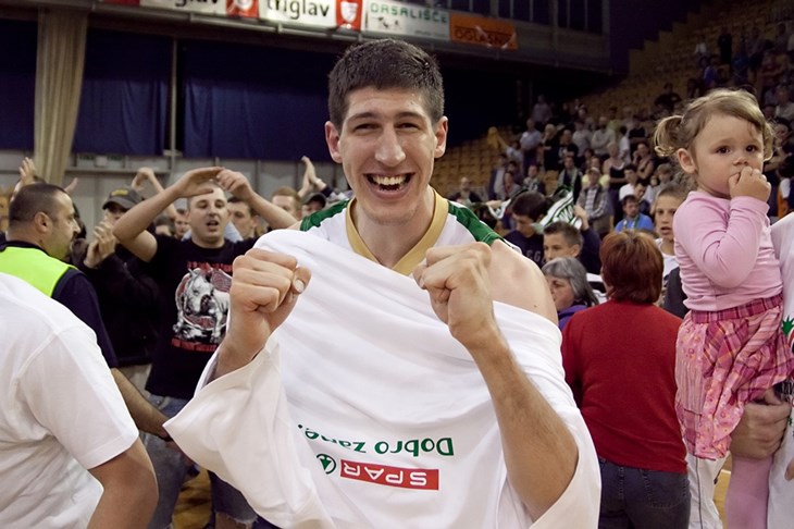 Union Olimpiji 15. naslov