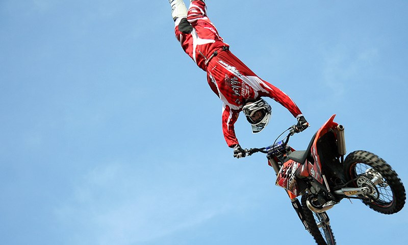 Otkazan "Night of the jumps"