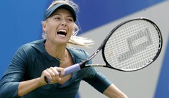 Šarapova se zagrijava za Wimbledon