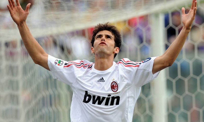 Kaka potpisao za Real Madrid!