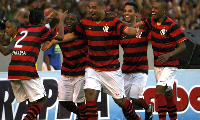 Adriano vratio Corinthians na vrh