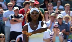 Serena moćna, Azarenka moćnija