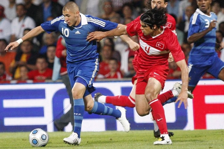 Zvijezda Lyona na meti Crvenih vragova