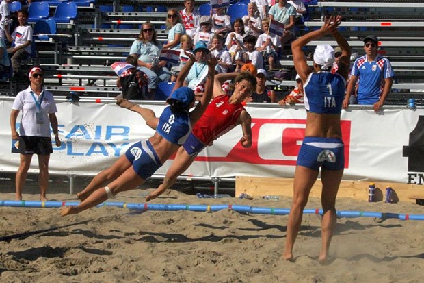 Dečki s Poljskom, djevojke s Danskom