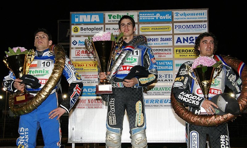 Pavlic bez poraza
