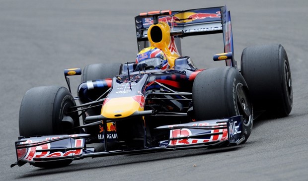 Prvi pole za Webbera