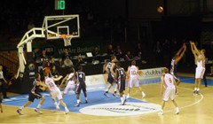 Neizvjesna bitka s Amerikancima