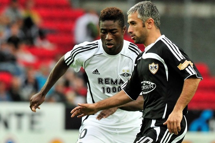 Rosenborg neuvjerljiv, Zahora promatrač