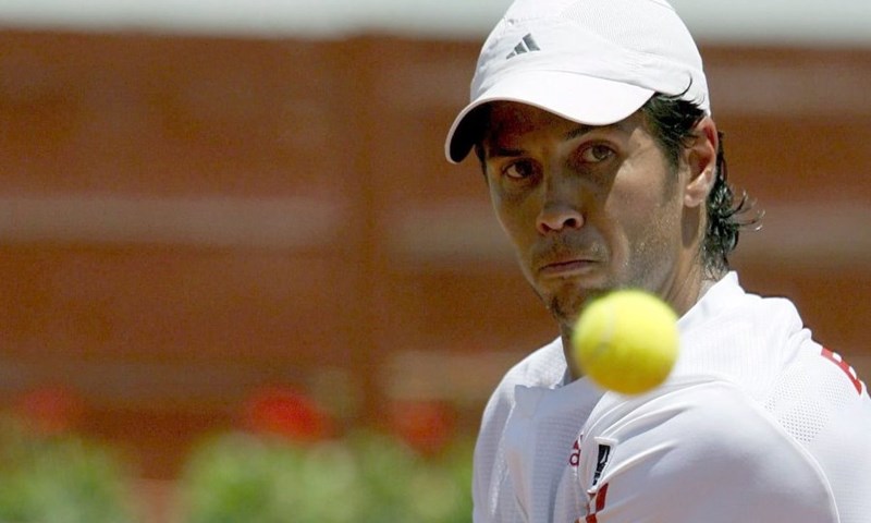 Verdasco kroz ušicu igle