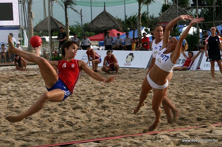 Djevojkama srebro, dečkima bronca