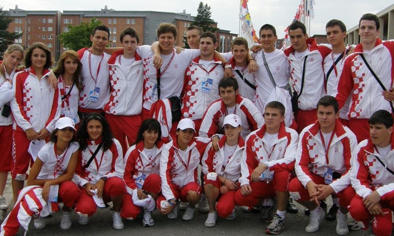 Dva četvrta mjesta atletičarke i plivačice