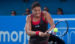 Safina neočekivano ispala