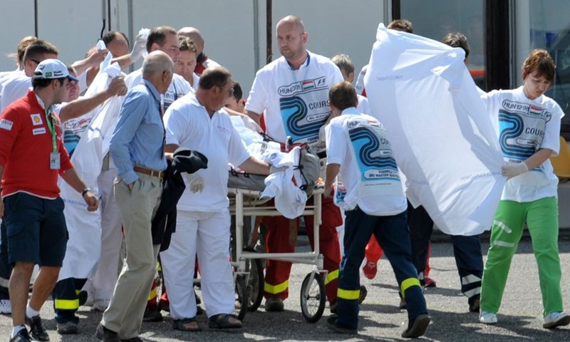 Massa uspješno operiran, stanje stabilno