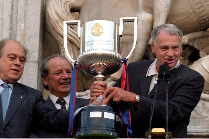 Preminuo Bobby Robson