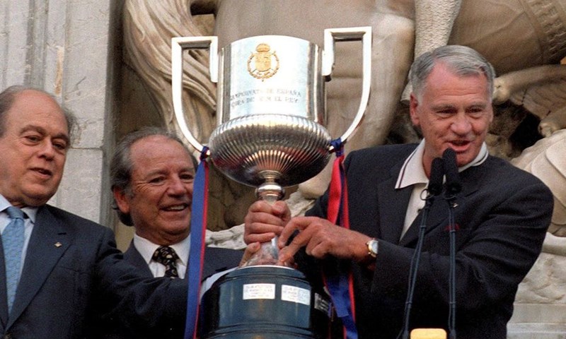 Preminuo Bobby Robson