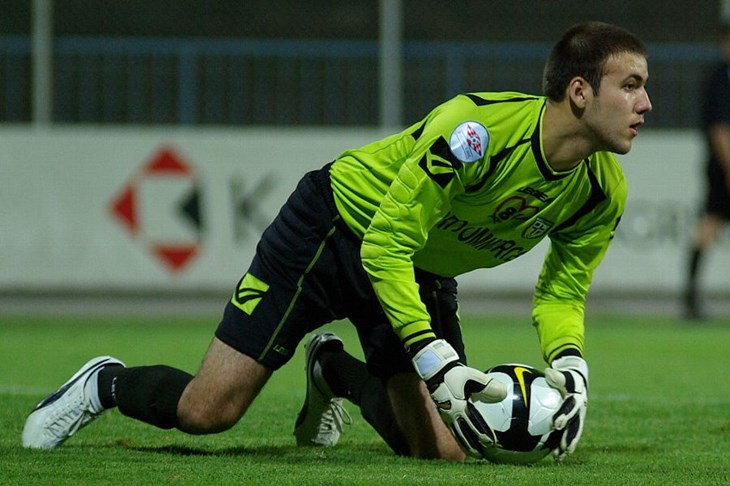 Delač pred vratima Stamford Bridgea