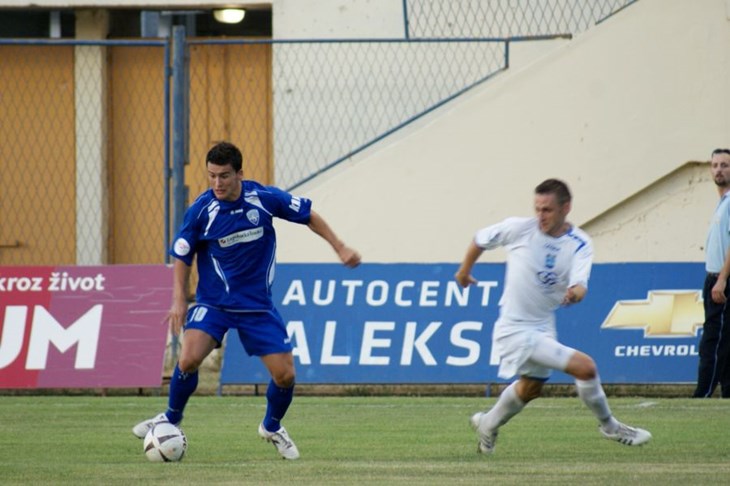 Jedan cilj, dva kandidata