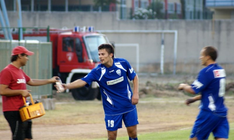 Pomoćnici vodili trening