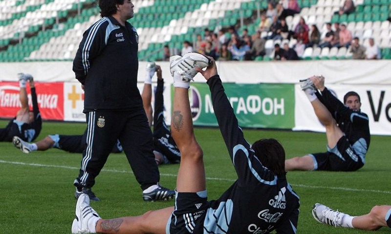 Ozljeda Messija, Maradona zabrinut