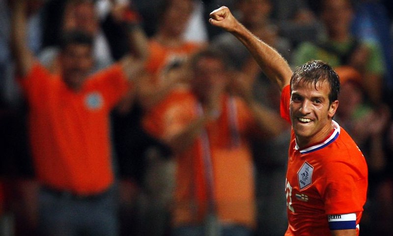 Van der Vaart može ići bez odštete?