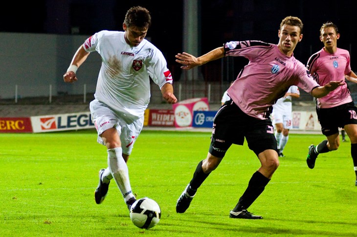 Domaći preuzeli ulogu favorita