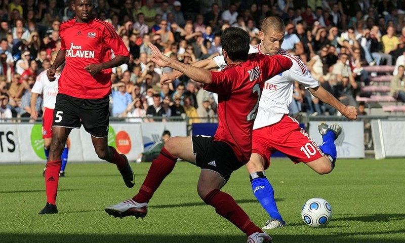 Video: Hat trick Petrića, Jelavić srušio Villu