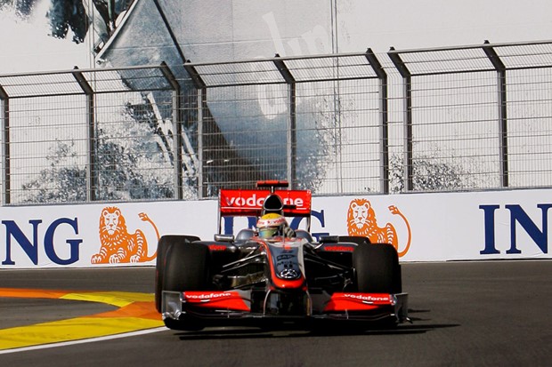 McLaren na vrhu, Badoer na dnu