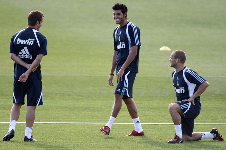 Mourinho SMS-ovima "kupio" Sneijdera